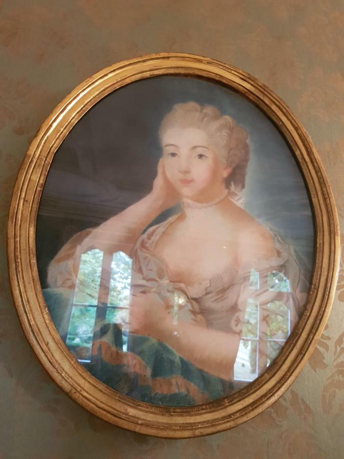 ホテル Le Manoir Du Thouron Saint-Sulpice  エクステリア 写真